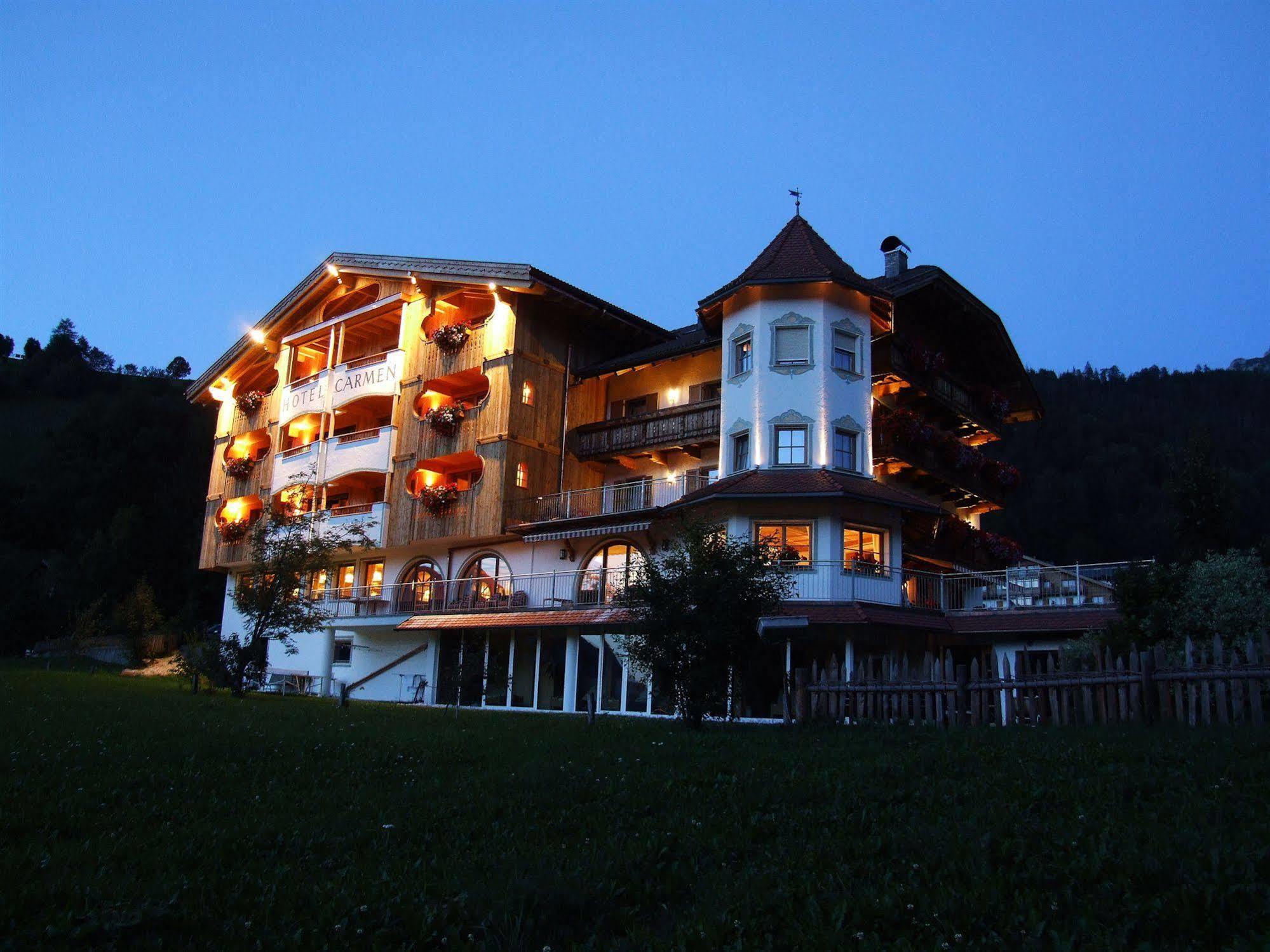 Dependance Hotel Mareo Dolomites San Vigilio Di Marebbe Bagian luar foto