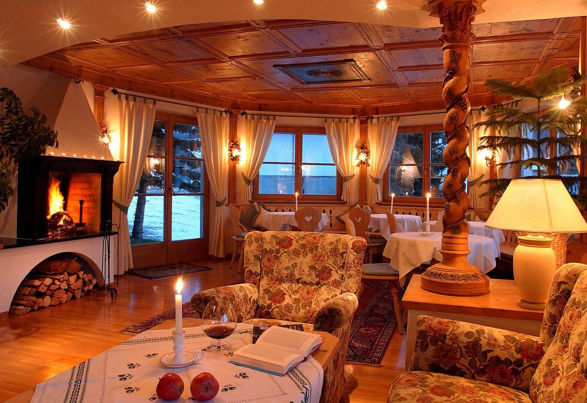 Dependance Hotel Mareo Dolomites San Vigilio Di Marebbe Bagian luar foto