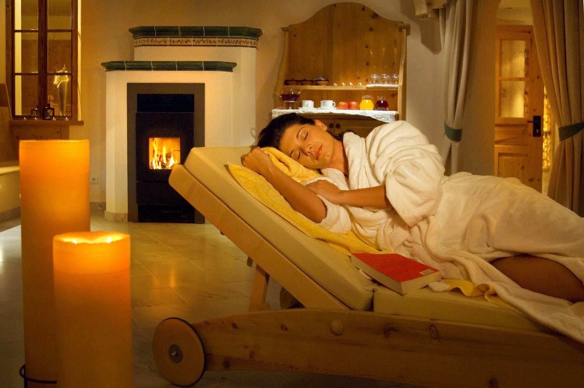 Dependance Hotel Mareo Dolomites San Vigilio Di Marebbe Bagian luar foto